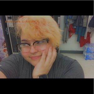 Meet your Posher, Logan